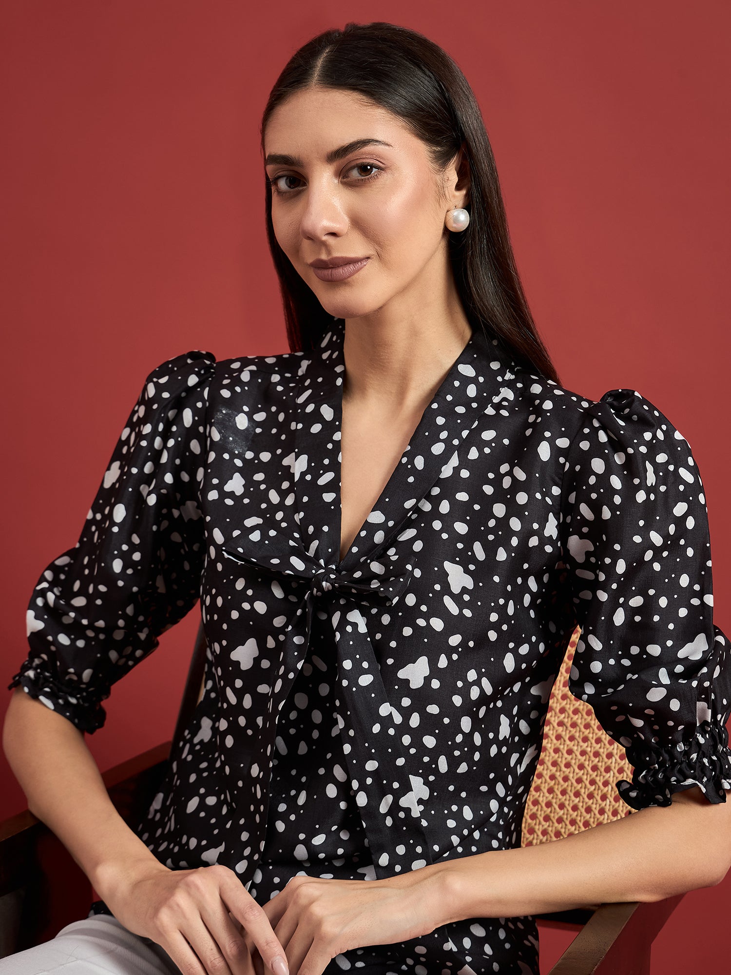 Black Polyester Printed Tie-Ups Puff Sleeves Abstract Tops