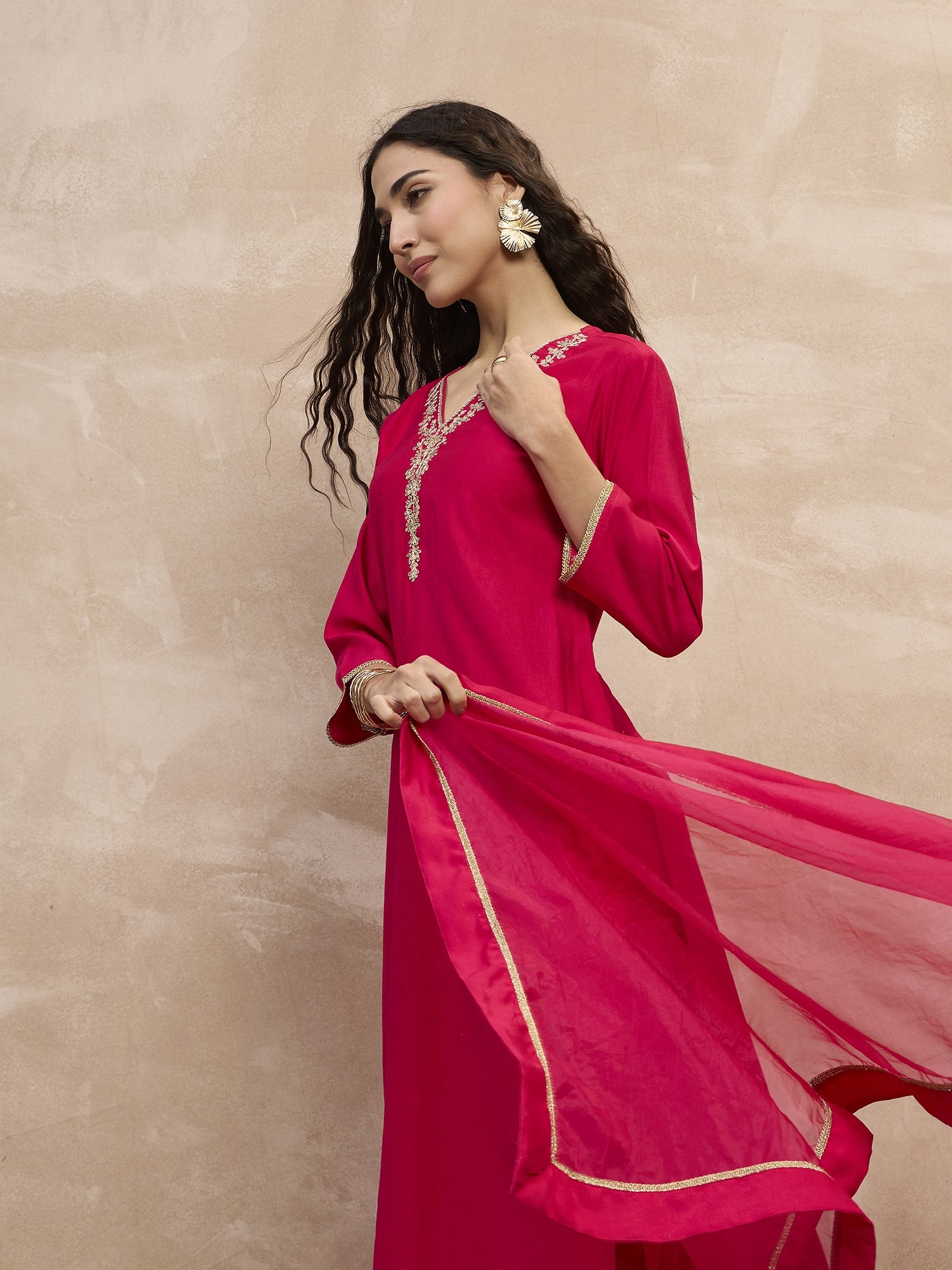 Magenta  Chinon Embroideried Straight Kurta Trouser