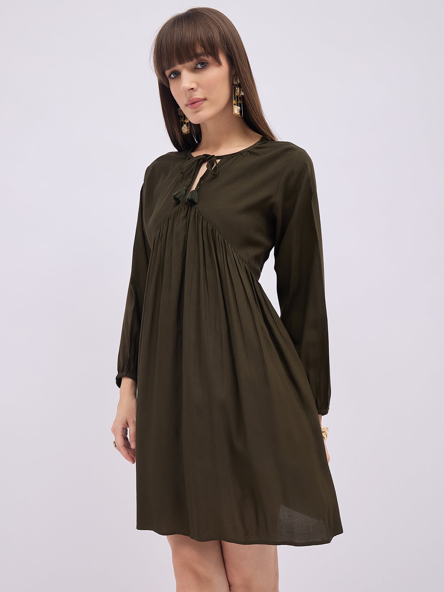 Olive Green BLENDED Solid Regular Sleeves Solid Dress