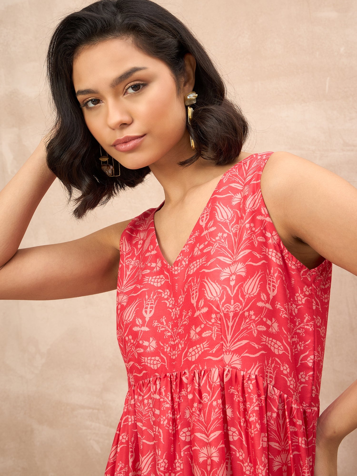 Red Polyester Printed No Sleeves Floral Dress